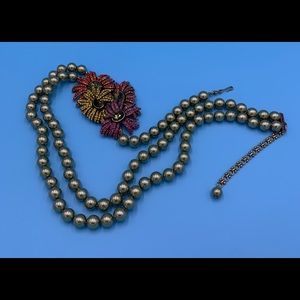 Heidi Daus pearl and crystal necklace.
